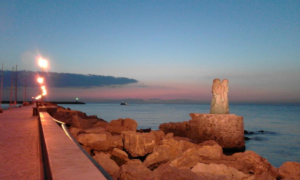 La Viareggina Hotel Viareggio Kültér fotó